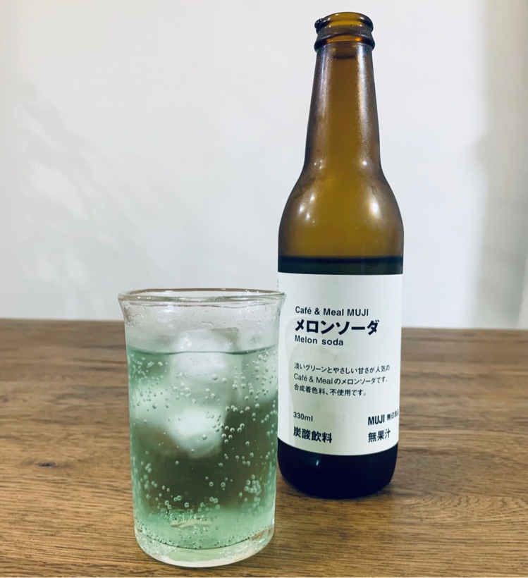 無印良品 天然色素のメロンソーダ 透明感ある淡いグリーン フラピラジオ Furapi Radio Stand Fm